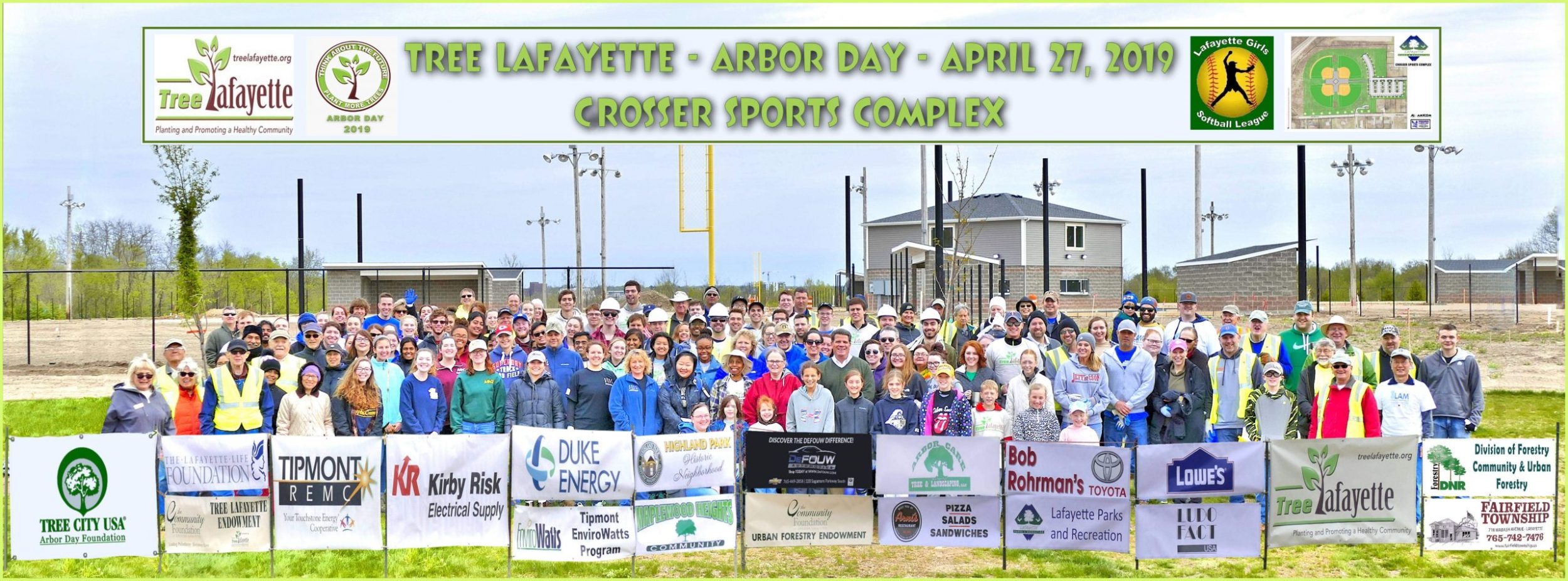 Arbor Day 2019 group photo